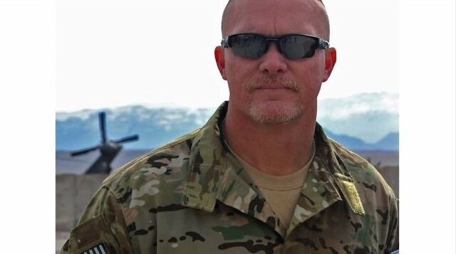 Jason, Navy Veteran, Keeps His Active Lifestyle Up to Speed